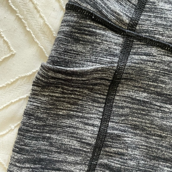 VS Sport Leggings - Picture 2 of 2